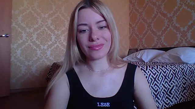 Softy Aura  online show from 05-20-26, 09:26
