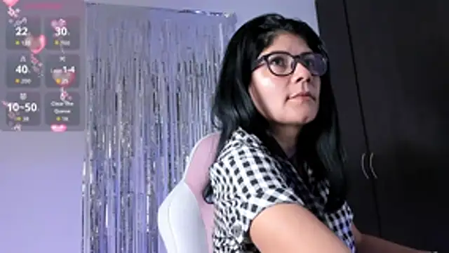 Isis  Love online show from 07-22-26, 08:55
