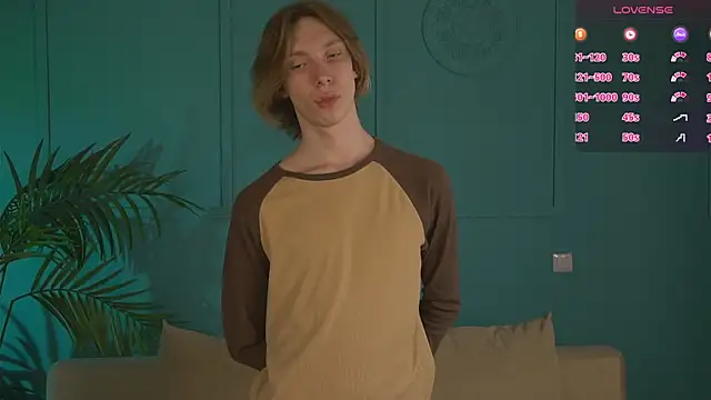 Daniel Schmidt online show from 06-12-26, 03:49