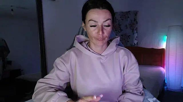 Snapshot of missydiorr10 chatting on 05-13-26, 10:23 missydiorr10 online show from 05-13-26, 10:23