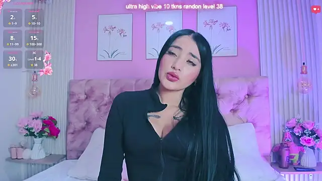 Snapshot of Ariana_west_ chatting on 06-01-26, 02:52 Ariana west online show from 06-01-26, 02:52