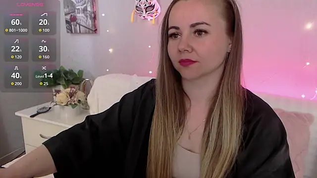 Snapshot of MeryCheris chatting on 05-14-26, 12:34 MeryCheris online show from 05-14-26, 12:34