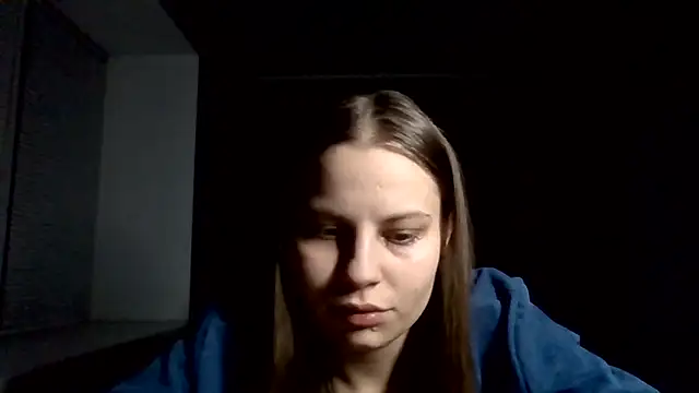  Linsyy ee  online show from 04-29-26, 06:36