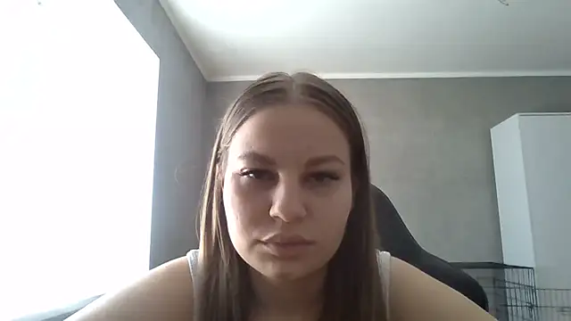  Linsyy ee  online show from 05-05-26, 09:28