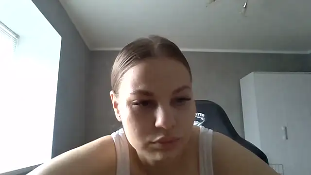  Linsyy ee  online show from 05-09-26, 09:25