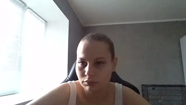  Linsyy ee  online show from 05-11-26, 03:18