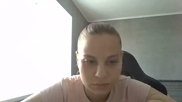  Linsyy ee  online show from 06-11-26, 10:24