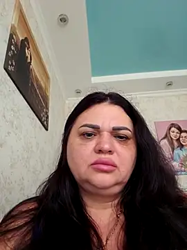 -CUTE-EVVIL- online show from 05-18-26, 05:24