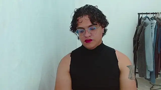 Diane exotic online show from 05-13-26, 01:03