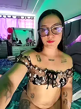 valeryrouse27 online show from 05-11-26, 07:33