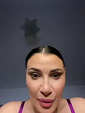 AylaSparkk online show from 06-10-26, 06:18