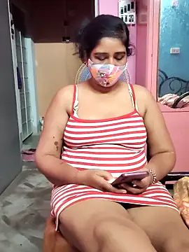 Snapshot of Rulali_44 chatting on 05-25-26, 04:35 Rulali 44 online show from 05-25-26, 04:35