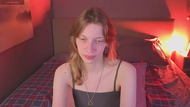 Snapshot of Emily_Cartex chatting on 05-25-26, 05:57 Emily Cartex online show from 05-25-26, 05:57