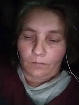 IrisMaris37 online show from 06-12-26, 03:22