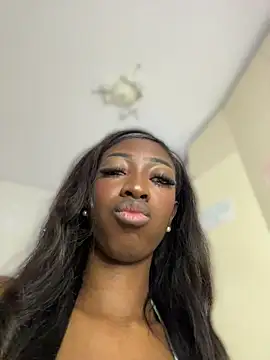 Snapshot of SpicySweetie chatting on 05-04-26, 10:50 SpicySweetie online show from 05-04-26, 10:50