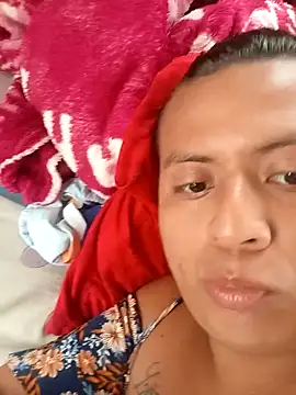 kimlizz12 online show from 04-25-26, 05:10