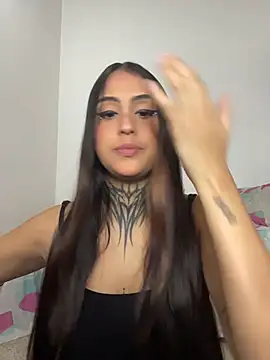 Snapshot of sarah_escobarr_ chatting on 05-12-26, 04:04 sarah escobarr online show from 05-12-26, 04:04