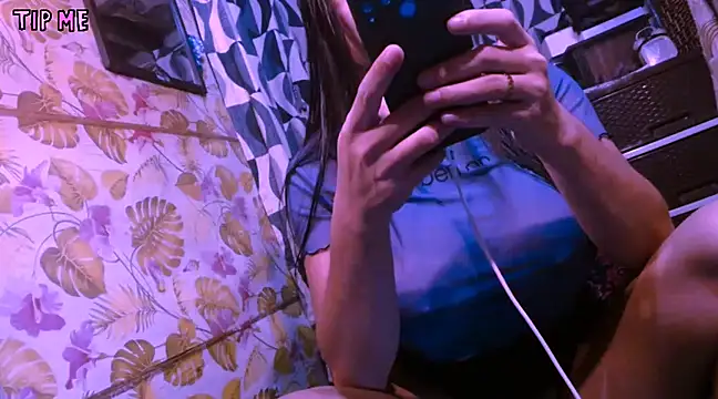 Snapshot of TSjuicyhotdrops chatting on 02-09-25, 06:47 TSjuicyhotdrops online show from 02-09-25, 06:47