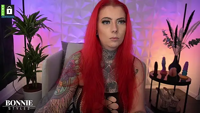 Snapshot of BonnieStylez chatting on 02-28-25, 09:25 BonnieStylez online show from 02-28-25, 09:25