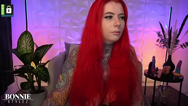 Snapshot of BonnieStylez chatting on 09-14-25, 07:35 BonnieStylez online show from 09-14-25, 07:35