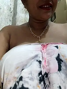 Gulapi N online show from 07-28-26, 07:37