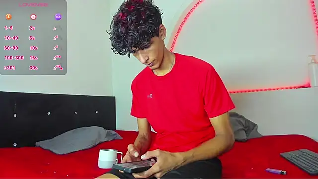 liammendoza98 online show from 04-30-26, 11:16