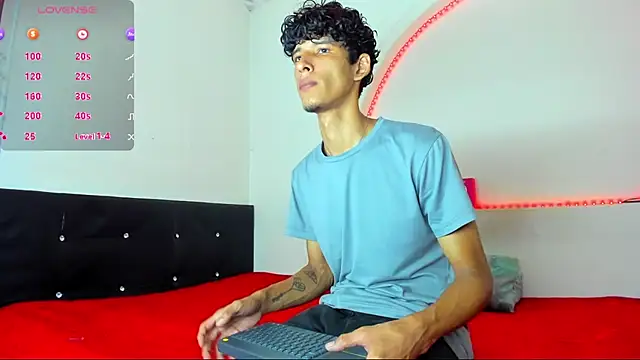 liammendoza98 online show from 05-21-26, 12:01