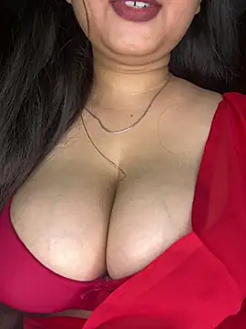 Naughty pooja44 online show from 05-27-26, 07:55