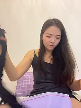 xiaochengzi505 online show from 05-01-26, 10:25