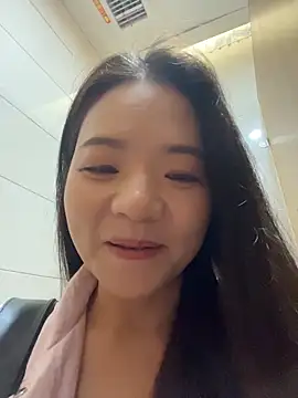 xiaochengzi505 online show from 05-03-26, 01:00