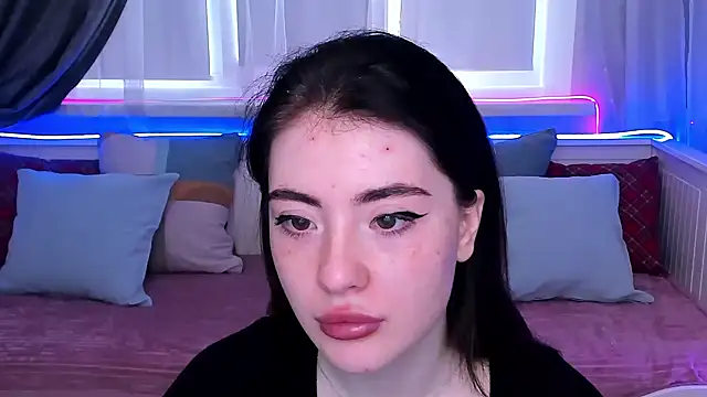 Emily Less online show from 04-30-26, 06:42