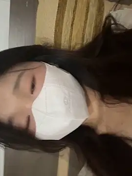 Snapshot of Ni_Tran chatting on 06-07-26, 04:49 Ni Tran online show from 06-07-26, 04:49