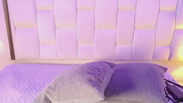 Paulina25  online show from 07-16-26, 07:09