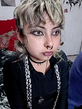 Cute Chrixxx online show from 07-18-26, 12:09