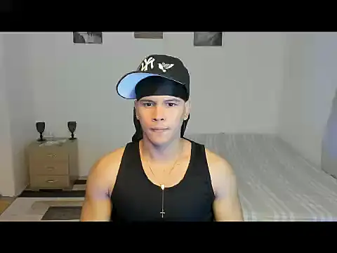 Snapshot of sant_wahlberg chatting on 05-20-26, 10:38 sant wahlberg online show from 05-20-26, 10:38
