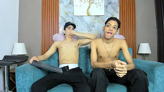 LOVE GUYS1 online show from 05-07-26, 01:49