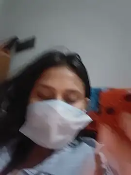 sassyygurl online show from 05-18-26, 06:14