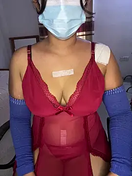 HotQueenSri online show from 06-15-26, 11:01
