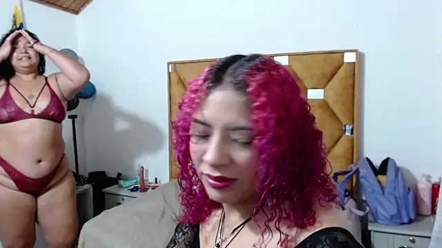 YANELISHOTT online show from 06-15-26, 01:24