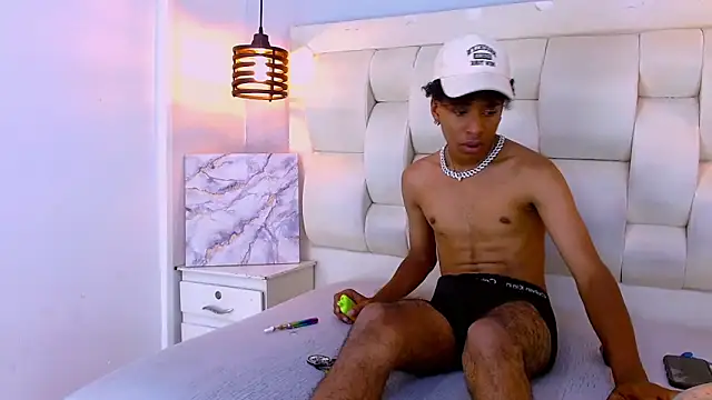 Maylo 0 online show from 04-29-26, 05:30