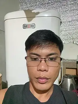 Cumwithme041720 online show from 04-30-26, 01:28