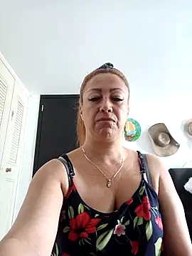 Mila Phone online show from 04-29-26, 03:16