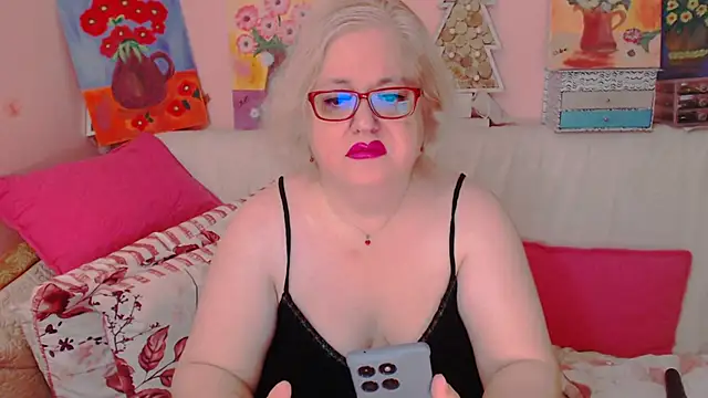 Snapshot of Maturelove_xxx chatting on 06-26-26, 07:18 Maturelove xxx online show from 06-26-26, 07:18
