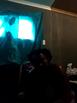 SexyChubbyPussy online show from 04-30-26, 03:18