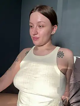 elegant curves online show from 05-24-26, 03:50