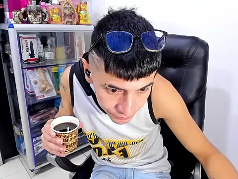 Alexx bigcockk  online show from 07-28-26, 02:57