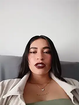 Snapshot of Sky__19 chatting on 05-16-26, 07:23 Sky 19 online show from 05-16-26, 07:23