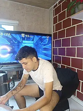 Snapshot of Max_Zambler chatting on 05-25-26, 05:08 Max Zambler online show from 05-25-26, 05:08