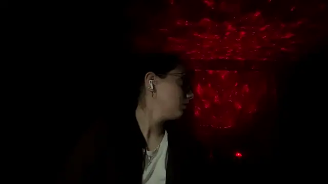 AdelleBaggenstoss online show from 04-30-26, 08:57