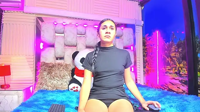 MahiaraHot online show from 06-12-26, 01:54